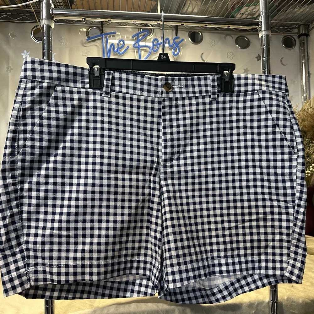 Navy and white gingham shorts. Old Navy size 18